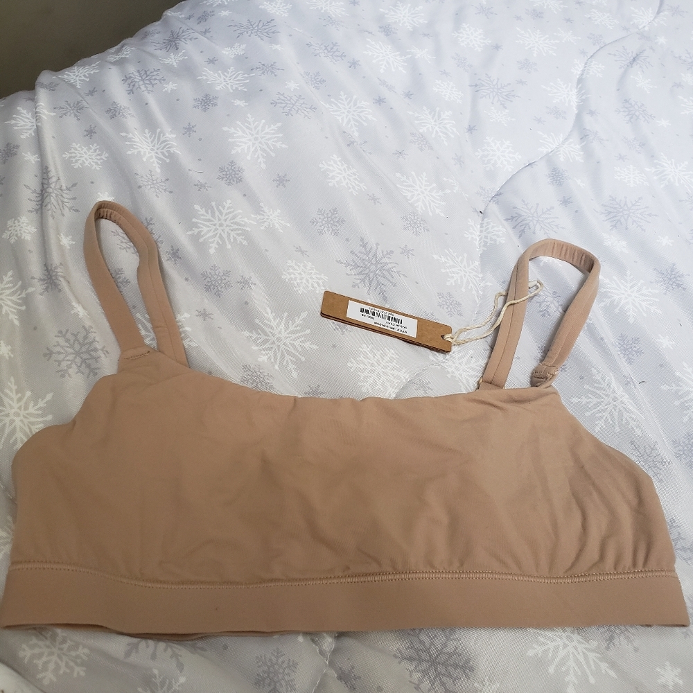 NWT SKIMS Scoop Neck Bralette Adjustable Straps Pullover in Clay Sz xs